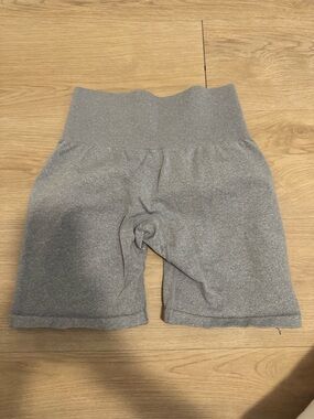 NVGTN High-Waist Gray Bike Shorts